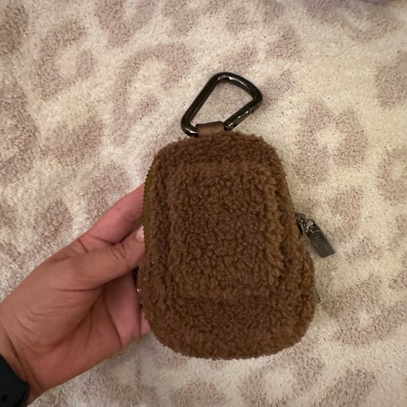 Lululemon Nano Clip-On Fleece Backpack Burnt Caramel - Picture 5 of 7